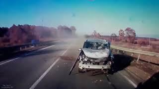 Dashcam Russia Crazy Drivers and Car Crashes 2020