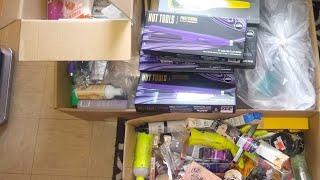 Dumpster Diving @ ULTA!! 5 Damage Boxes & 2 Bags!! OMG We Struck Gold!! Part 1