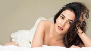 Sonal Chauhan hot video | hot kiss video | kiss kiss hot video (3) | Latest hot video|Romantic video