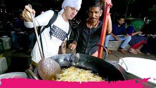 Kozhikode Beach INDIAN STREET FOOD - Kallumakkaya, Cassava Biryani & Sardine Curry | Kerala, India