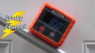 Klein Digital Angle Gauge and Level 935DAG New