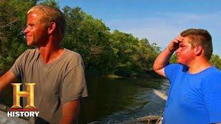 Swamp People: WILLIE'S SECRET WEAPON Hooks Big 'Ole Gators (Season 11) | History