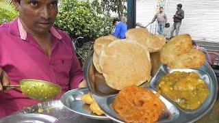 Best Breakfast in Ranchi - Puri - Dhooska & Jilebi @ 6 rs Each - Indian Street Food