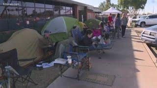 Parents camp out in attempt to get kids into Phoenix high school