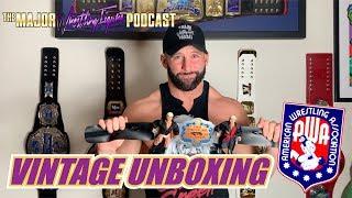 Vintage Unboxing - AWA Belt and Figures