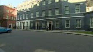 PM advisor runs out of No 10 after PM tests positive