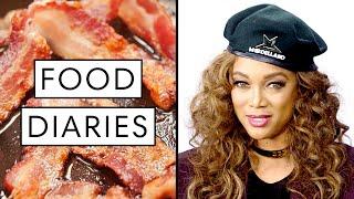 Everything Supermodel Tyra Banks Eats In A Day | Food Diaries: Bite Size | Harper's BAZAAR