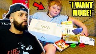 Top 10 KIDS Christmas Present TEMPER TANTRUMS! Spoiled Kid, Funny Gifts REACTION
