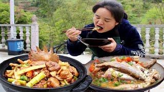 苗大姐后院挖竹笋，等不及就生吃，做个炒鸡小黄鱼，配着啤酒真快活！【苗阿朵美食】