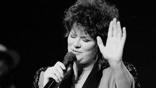 Remembering K.T. Oslin - Her Best Songs + Greatest Hits