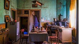 Abandoned House Of The Farmer Piet - Lost Everything Through bankruptcy