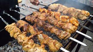 Best Street Food in Kiev, Ukraine. Pork Skewers, Pulled Beef, Burgers, Kebab, Seafood and more