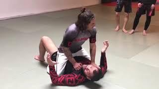 Gabriel gonzaga showing the BJJ self defense from the top position