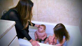 How to Safely Give Your Baby a Bath