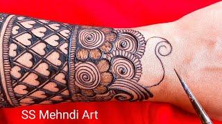 back hand beautiful henna design-simple and easy mehndi designs for hands-wedding mehndi