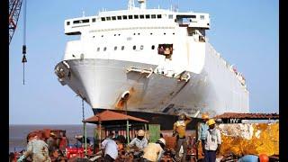 Ships Graveyard! Top 10 Large Crashes Ships Collision With Shore