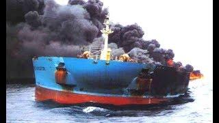 Top 10 Big ships crash after a fire! Sunkin Ships at sea