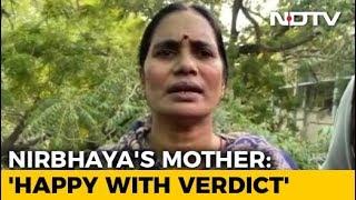 In Court, Convict's Mother Walked To Nirbhaya's Mother And Begged