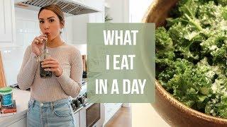 WHAT I EAT IN A DAY TO STAY HEALTHY 2020 | ALEXANDREA GARZA