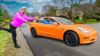 MYSTERY NEIGHBOR STEALS TESLA after ENTERING SHARER FAM HOUSE to meet MOMMA SHARER!!