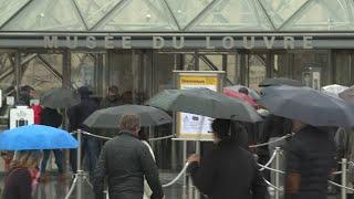 Louvre museum in Paris closes over coronavirus fears | AFP