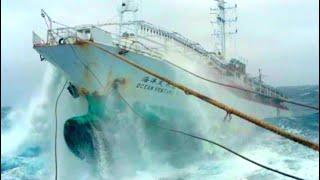 Epic Storm! Top 10 Large Ships & Fishing Boats vs Giant Waves