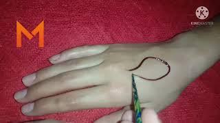 simple leaf and finger mehndi 