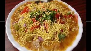 TOP 10 STREET FOODS OF INDIA IN ENGLISH II मुँह में पानी लाने वाले 10 स्ट्रीट फ़ूड II NEWS47