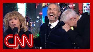 'SNL' alum revives Barbara Walters character, Anderson Cooper loses it