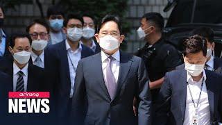 Samsung chief Lee Jae-yong due to attend court hearing over arrest warrant review