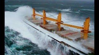 Top 10 Big Bulk Carrier Ships at Strong Waves In Storm