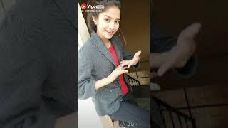 Hot girl expose attitude sexy figure hot beauty