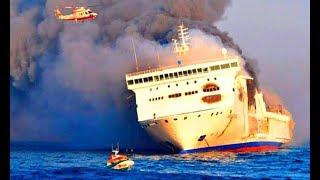 Top 10 Big Ships Crashes! Wrecked Ships In Storm