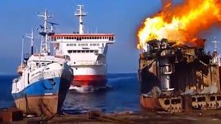 Top 10 Big Scrapped Ships Crash Into shore! Last beep