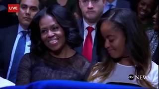 OBAMA presedintele americii imi face ne face imspectie la cuc