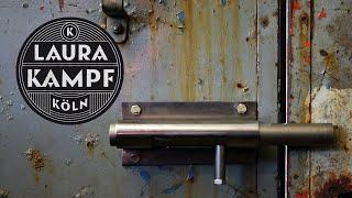 How to make a very big door lock