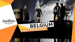 Hooverphonic - The Wrong Place - First Rehearsal - Belgium 