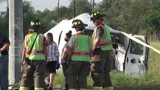 Van carrying migrants crashes in Texas, killing at least 10 people