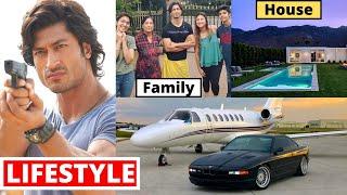 Vidyut Jammwal Lifestyle 2020, Girlfriend, Income, House, Cars, Family, Biography, Movies & NetWorth