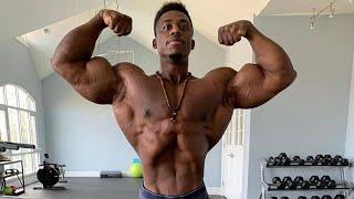 STEVE LAUREUS 10 WEEKS OUT! Muscle in the Morning (1/1/20)