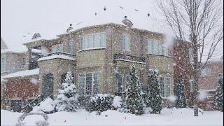 Winter Snow Storm in Toronto Suburban area